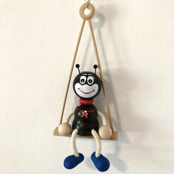 Panáček mravenec na houpačce