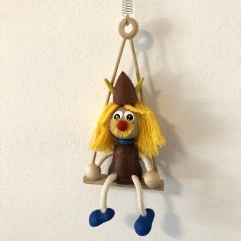 Panáček Viking na houpačce