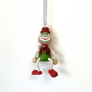 Žába na pružině